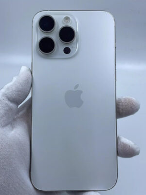 iPhone 15 Pro Max 256GB Front Verified