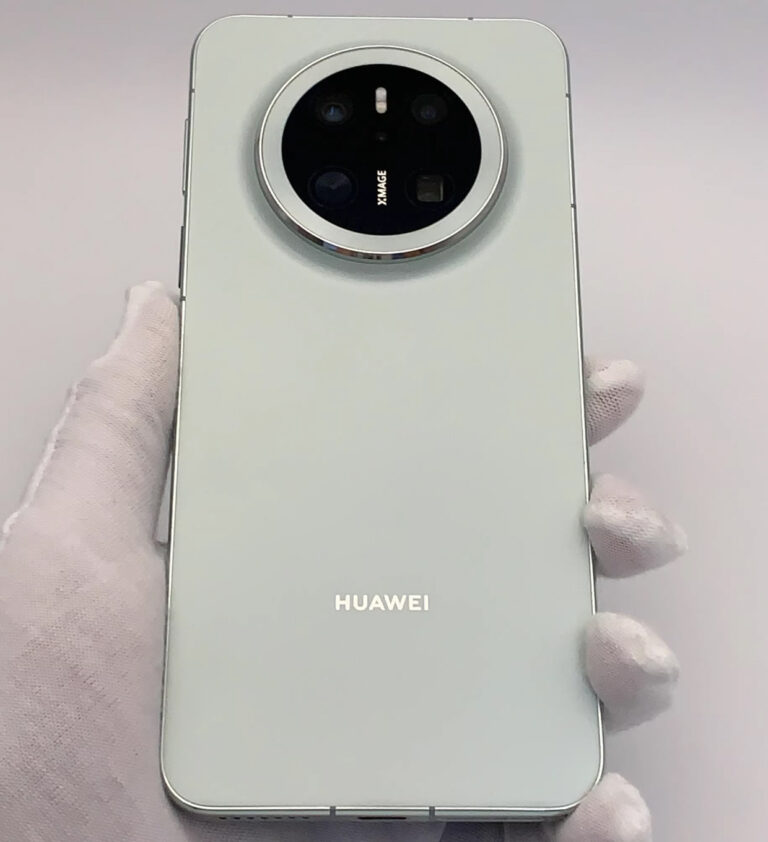 Used Huawei Mate 70 in verified working condition